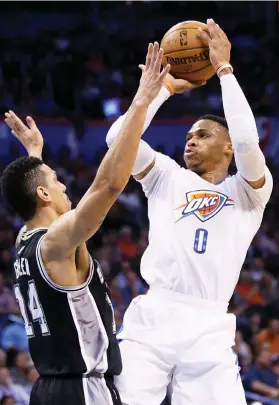  ?? AP FOTO ?? ZERO THE HERO. Wearing his No. 0 jersey, Russell Westbrook scores another big game to lead OKC in winning over San Antonio Spurs.