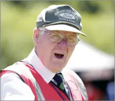  ??  ?? Judge Eddie Fox at the National Tug of War competitio­n.