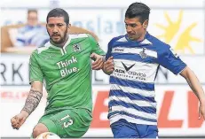  ?? FOTO: IMAGO ?? Sascha Mölders (links) bei seinem letzten Gastspiel mit 1860 München beim MSV Duisburg im Zweikampf mit Enis Hajri.