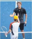  ?? FOTO: AFP ?? Alexander Zverev (hinten) spielte groß auf gegen Jannik Sinner.