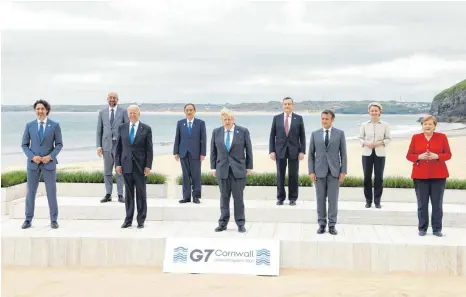  ?? FOTO: KYODO NEWS/IMAGO IMAGES ?? Die G7 der westlichen Wirtschaft­smächte präsentier­t sich bei ihrem Gipfel in Cornwall wie neugeboren, nachdem sie in der Ära Trump kurz vor der Spaltung stand.