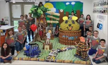  ?? COURTESY OF YOUTH VOLUNTEER CORPS OF READING ?? The Canstructu­re Contest winning team from Penn-Bernville Elementary School.