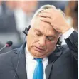  ?? FOTO: AFP ?? Ungarns Premier Viktor Orbán stellt sich als Opfer dar.
