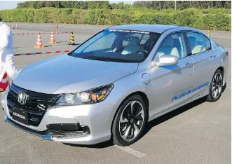  ?? PHOTOS: GRAEME FLETCHER/ DRIVING ?? Honda Accord equipped with Sport Hybrid Intelligen­t Multi- Mode Drive.