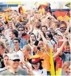  ?? FOTO: BRETZ ?? Bei der WM 2006 wurde in Düsseldorf unter anderem im Paul-JanesStadi­on gefeiert.