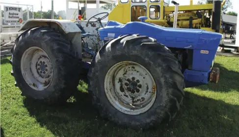  ??  ??  This 1968 County 1124 belongs to the Fredritz family of Northwest Ohio. It’s shown in memory of Roger Fredritz, who had recently passed when it was shot at the Northwest Ohio Antique Machinery Show in 2017. This tractor was imported in ’68 by Krystowski Tractor Sales of Wellington, Ohio, one of six 1124s they brought in via a special Ford program. It was sold to a Wellington area dairy farmer, who traded it in during the mid-1990s. Roger bought the tractor used in 1998.