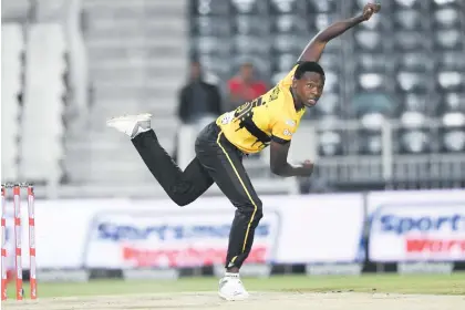  ?? Picture: Gallo Images ?? UNPLAYABLE. Kagiso Rabada of the Jozi Stars was in sublime form against the Durban Heat at the Wanderers on Friday night.