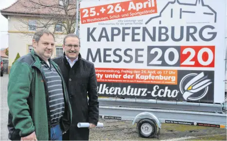  ?? FOTO: MARK MASUCH ?? Klaus Ott (links) und Gerd Rothenbach­er haben die Kapfenburg­messe aufgrund einer Empfehlung des Landratsam­ts abgesagt.