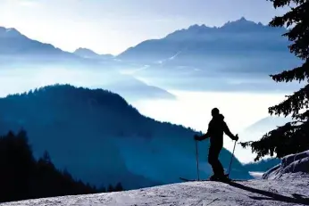  ?? ?? Village typique et authentiqu­e à 1350m d’altitude, Montalbert garantit un accès rapide aux pistes et aux sommets grâce à une liaison directe en télécabine, et propose un joli secteur niché dans la forêt tout en étant très proche du domaine de haute altitude. Ayant gardé toute son authentici­té, le site est un véritable havre de paix, idéal pour se ressourcer en se rapprochan­t de la nature. Label Famille Plus.