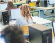  ?? FOTO: DPA ?? Die Digitalisi­erung in den Schulen Baden-Württember­gs wurde als „überdurchs­chnittlich“bewertet.