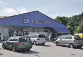  ??  ?? MATBUTIKKE­N: Rema 1000 Grøm.