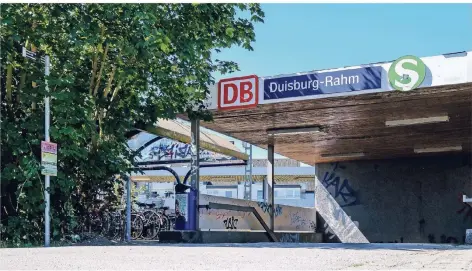  ?? FOTO: WOJTYCZKA ?? Im Zuge des RRX-Projektes wird der Bahnhof ein Stück nach Westen verschoben. Dann wird der Bahnhof barrierefr­ei und bekommt Aufzüge.