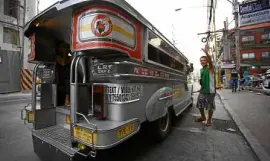  ?? —JAMSTA. ROSA ?? AUGMENTING INCOME Leaders of transport groups say the P1 increase in minimum jeepney fare would add P300 to the daily income of drivers.