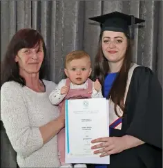  ??  ?? Cathriona Ryan with her mum Marnie and niece Éabha RyanMurphy.