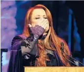  ?? WADE PAYNE/INVISION ?? Wynonna Judd blows a kiss at the Country Music Hall of Fame on Sunday in Tennessee.