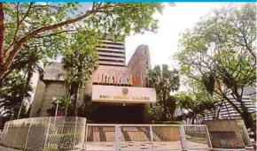  ?? MAT ISA PIC BY MAHZIR ?? Kenanga Investment Bank Bhd says Bank Negara Malaysia’s decision to raise the Overnight Policy Rate is against its in-house expectatio­ns of two hikes in the second half of this year.