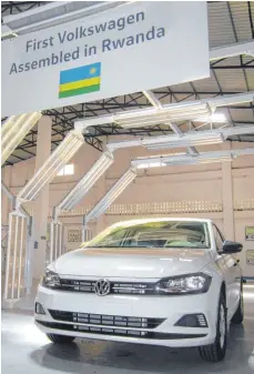  ?? FOTO: ULRICH MENDELIN ?? VW Polo im Werk in Kigali: Der Autobauer montiert in Ruanda mehrere Modelle mit Teilen aus dem VW-Werk in Südafrika.