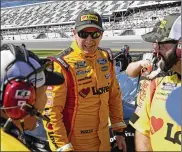  ?? JOHN RAOUX / ASSOCIATED PRESS ?? Michael McDowell is one of three drivers — along with Denny Hamlin and Joey Logano — to notch consecutiv­e top-10 finishes in the Daytona 500. Hamlin is the defending race winner.