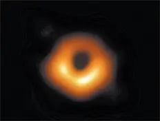  ?? MAUNAKEA OBSERVATOR­IES ?? The Event Horizon Telescope shows a black hole at the center of a galaxy called Messier 87, or M87* for short.