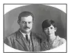  ?? (AP/Hemingway Collection, John F. Kennedy Library) ?? Ernest Hemingway and Pauline Pfeiffer pose for a wedding day photo May 10, 1927, in Paris.