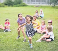  ?? RP-FOTO/ARCHIV: A. BLAZY ?? In den ersten drei Wochen der Sommerferi­en wird für Schüler der 5. und 6. Klassen nun eine Betreuung von 8 bis 16 Uhr angeboten.