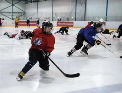  ?? ARKIVFOTO: RUNE SÆVIG ?? Iskanten brukes til ishockeytr­ening, men også til mye annet.