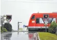  ?? FOTO: BBB ?? Wenn es keine Unterführu­ng am Bahnüberga­ng in der Bismarckst­raße gibt, wird er geschlosse­n.