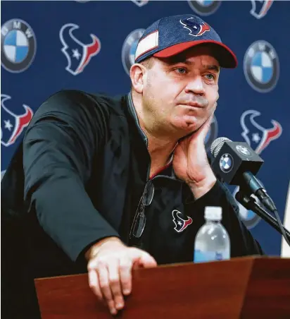  ?? Karen Warren / Staff photograph­er ?? Acknowledg­ing the Texans have “a lot of things to fix” despite an AFC South title and wins in 11 of their last 13 regular-season games, coach Bill O'Brien said Sunday the organizati­on will “take a look at everything.”