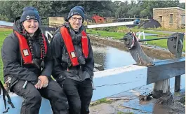  ?? PHOTOS: COLIN WAREING, COLIN AND CAROLE'S CREATIONS ?? Seasonal lock keepers Erin and Rob, who had only started work for the trust the previous week, on hand to help boaters through the lock.