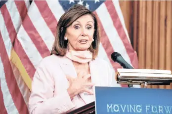  ?? /EFE ?? La presidenta de la Cámara de Representa­ntes, Nancy Pelosi, hace historia.