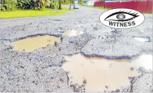  ?? Picture: ELIKI NUKUTABU ?? Potholes along Nasevou Rd in Lami need to be fixed.