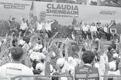  ?? MIGUEL DÍAZ ?? La candidata
Claudia Sheinbaum anunció varios compromiso­s a realizar en Altamira cuando se convierta en presidenta de México