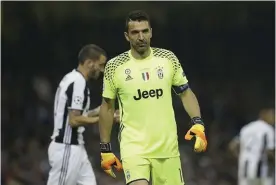  ?? Bild: TIM IRELAND ?? DEPPIGT. Juventus rutinerade målvakt Gianluigi Buffon hade chansen att ta sin första Champions league-titel, men fick se sig besegrad.