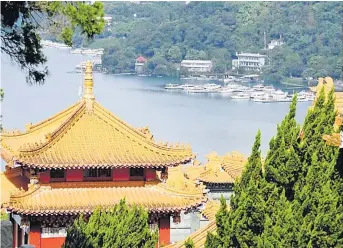 ?? ?? Right: Scenery of the scenic spot of Riyue Tan or the Sun Moon Lake in Nantou County, South-East China’s Taiwan.