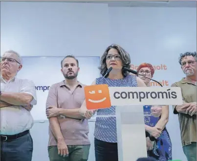  ?? EFE ?? Mónica Oltra, durante el anuncio de su dimisión en la sede de Compromís en Valencia.