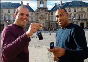  ??  ?? Si Ronan Corre et Fabrice Touba perdent clé ou montre, ils iront sur leur site.