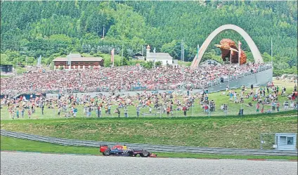  ?? FOTO: GETTY ?? Las colinas de Zeltweg ofrecen un marco incomparab­le para la carrera del GP de Austria que se disputa en el Red Bull Ring