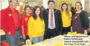  ??  ?? Mayor and Mayoress of Ealing Simon and Valerie Woodroofe with the Dogs Trust team