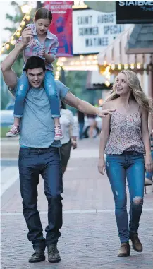  ?? — ELEVATION PICTURES ?? Alex Roe, Abby Ryder Fortson and Jessica Rothe, right, star as a reunited family in Forever My Girl, a film with a flawed premise.