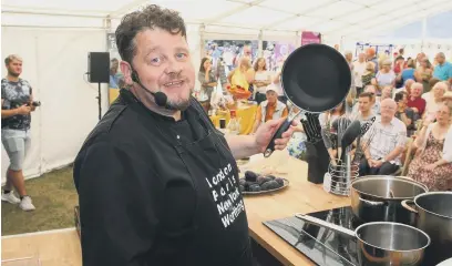  ?? ?? Jean de Rien in action at Worthing Food and Drink Festival. Picture by Derek Martin