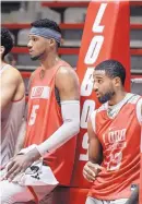  ?? ROBERTO E. ROSALES/JOURNAL ?? Carlton Bragg (left) and JaQuan Lyle found New Mexico, but not on the first stops of their collegiate careers.