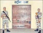  ?? PTI FILE ?? Indo Tibetan Border Police troopers guard a strong room where EVMs of Madhya Pradesh assembly polls are kept in Jabalpur.