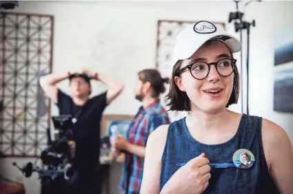  ??  ?? Director Vivian Gray works on the set of her short film made possible thanks to a grant from Indie Memphis on Aug. 7. Gray will soon begin her studies at the prestigiou­s School of Cinematic Arts at the University of Southern California. BRANDON DILL / FOR THE COMMERCIAL APPEAL