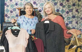  ?? KAVINDA HERATH/STUFF ?? CanBead Southland co-ordinator Rachael Allan, left, with co-organiser Jo Grimwood, says the clothes-swap event will have a colour and style consultant to give advice.