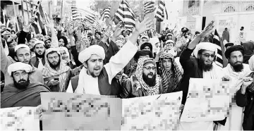  ??  ?? Pakistani demonstrat­ors shout anti-US slogans at a protest in Quetta. — AFP photo