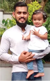  ?? Supplied photo ?? An immigratio­n officer came to the rescue of Mohammed Sadiqe in Dubai after he got stuck there when a system error showed his daughter’s visa had been cancelled. —