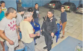  ?? ?? El suboficial Arnaldo Andrés Báez (uniformado) cuando ocurrió el ataque al PLRA en 2017.