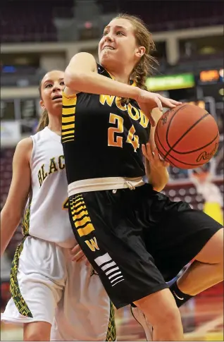  ?? BOB RAINES — MEDIANEWS GROUP FILE ?? Archbishop Wood sophomore Katie May takes the ball to the basket against Blackhawk.