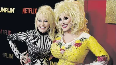  ?? Picture: AFP ?? Dolly Parton, left, and Dolly Parton impersonat­or Jason CoZmo at the premiere of Netflix’s at the Chinese Theatre in Los Angeles, California, this week.