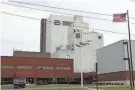  ?? BRANDON WATSON/STURGIS JOURNAL VIA AP ?? Abbott says it needs to assess damage and re-sanitize its Sturgis, Mich., baby formula factory after severe storms swept through the area Monday.